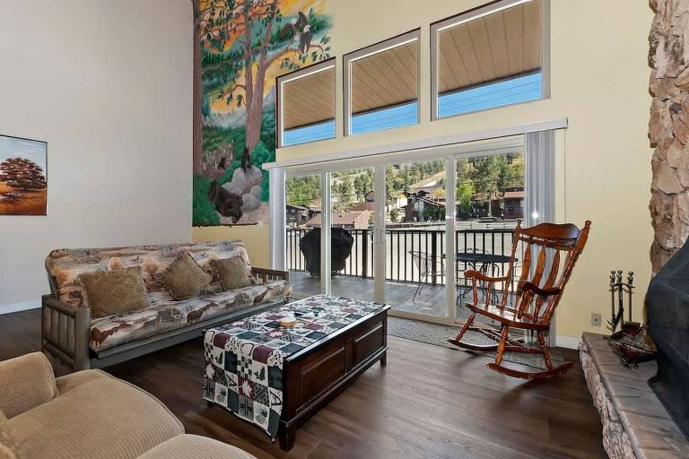 House  Big Bear Lake