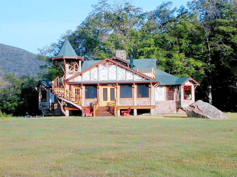 House Lake Placid